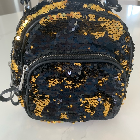 ZARA convertible sequins mini backpack
PREOWNED - Picture 5 of 6